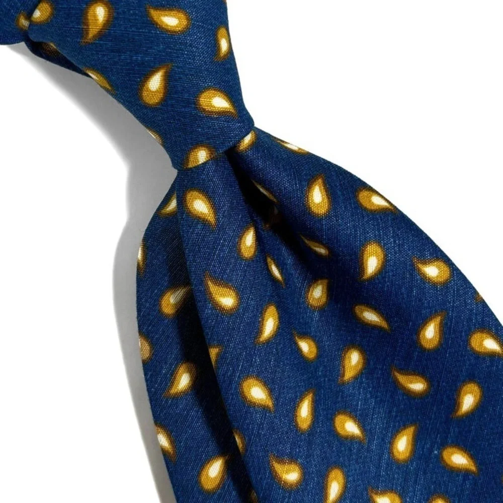 BURBERRY Blue Teardrop 100% Silk Tie (Handmade in Italy)